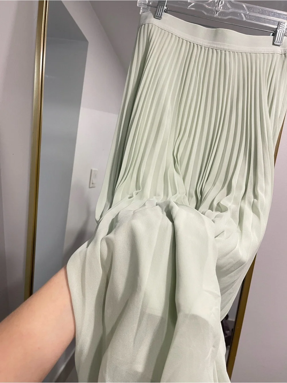 Gentle fawn x For The Jilly Box Pleated Mint Green Skirt 38” Length - Picture 3 of 4